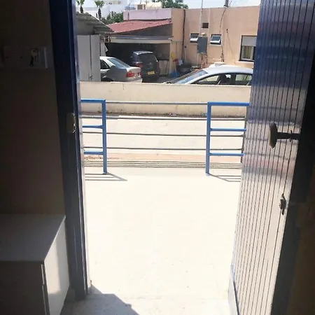 601-610 Center 22 People Agia Napa