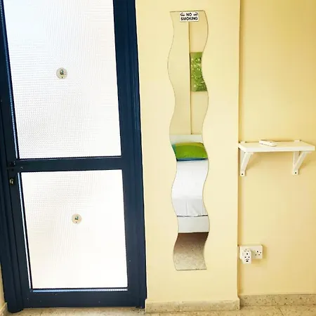 601-610 Center 22 People Apartment Agia Napa